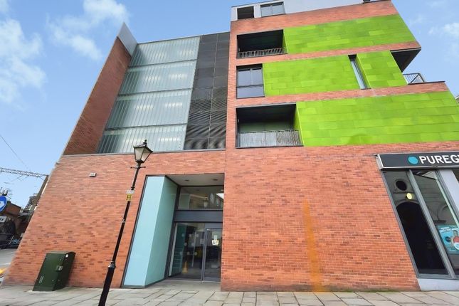 2-bed flat on 10, Crown Street Buildings, Leeds, £85,000
