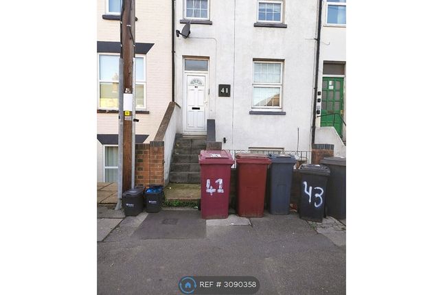 Studio flat on Reading, £800/mo