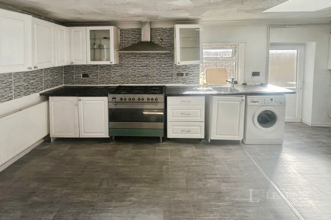 88, Waller Avenue, Bedfordshire photo 3