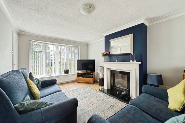 Chiltern Drive, Bury photo 2