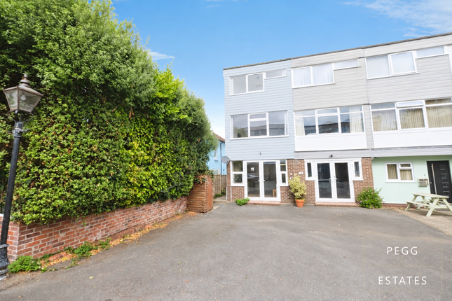 11 Cliff Mews, Paignton photo 2