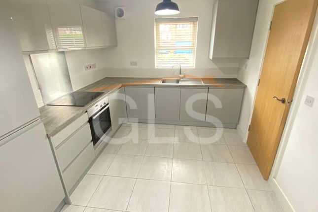 127 Maybury Road, Hull photo 3