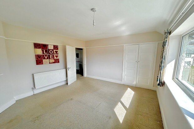 Terraced house to rent in Whitehall Gardens, Cambridge