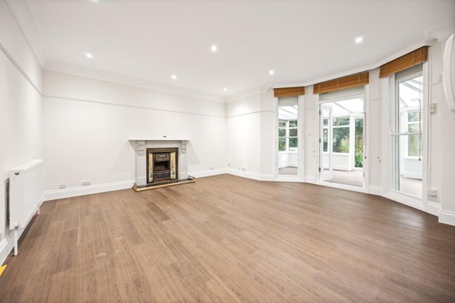 Thumbnail Flat to rent in King Henrys Road, London