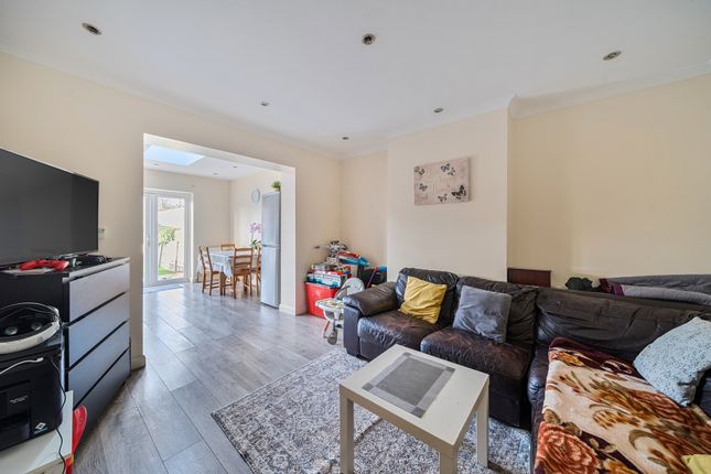 143, Cowley Road, Middlesex photo 3