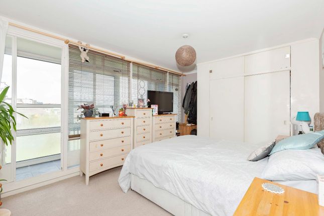 9, Kings Court, Beach Green, Shoreham-By-Sea photo 4