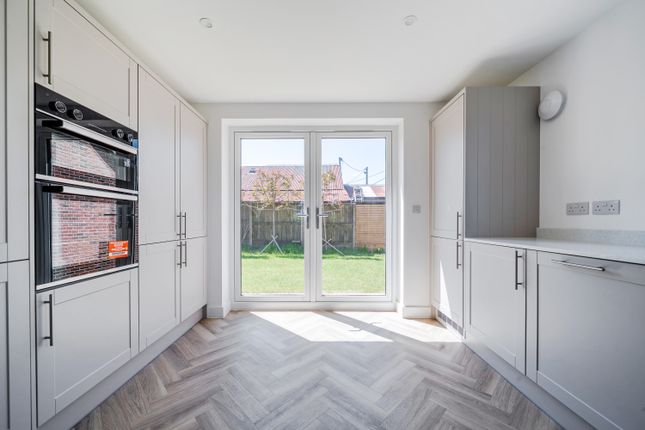 416, Canterbury Road, Folkestone photo 4