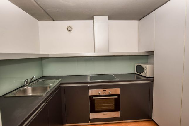 3515 Budenberg, 34, Woodfield Road, Greater Manchester photo 4