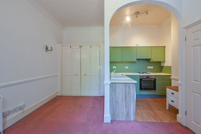 Flat 5 Regency court, Cranbury Terrace, Southampton photo 3