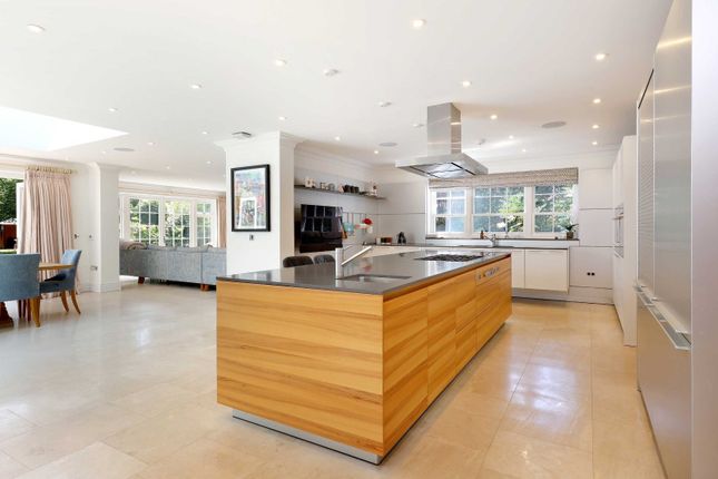 31, Burkes Road, Beaconsfield, Buckinghamshire, HP9 photo 3