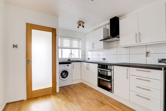 3 Walcot Court Woodside Drive, Nottingham photo 3