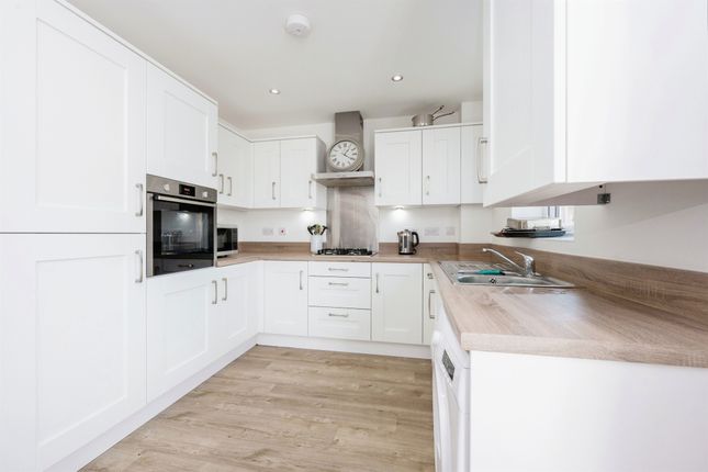 End terrace house for sale in Meadow Road, Houghton Conquest, Bedford