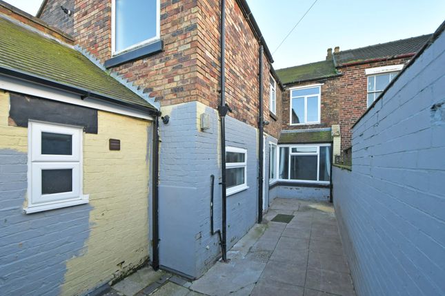 Thumbnail Terraced house to rent in Ford Green Road, Stoke-On-Trent