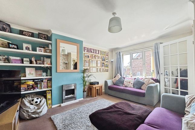 32, Prince William Drive, Reading photo 2