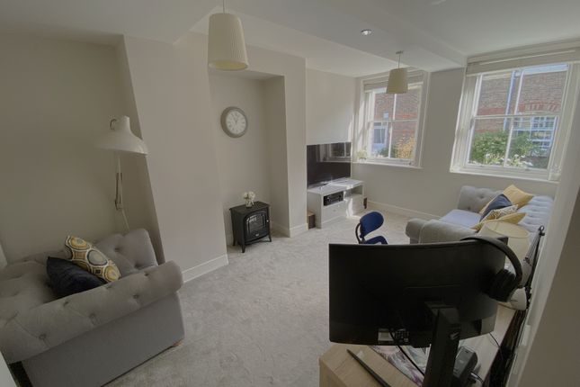 Flat for sale in High West Street, Dorchester