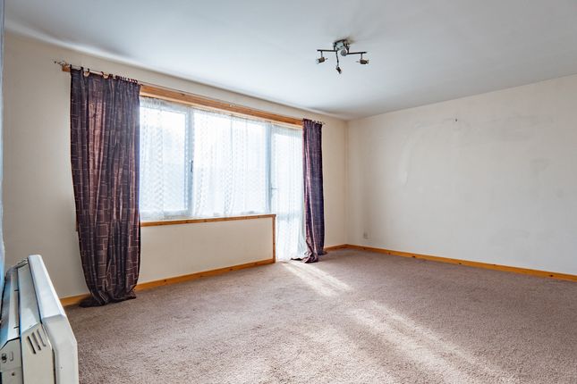 8, Shiel Square, Nairn photo 2