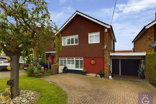 Thumbnail Detached house for sale in Hurst Road, Twyford