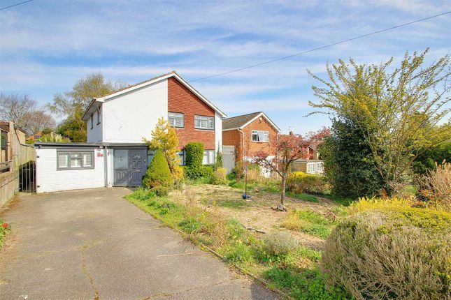 Thumbnail Detached house to rent in York Close, Kings Langley