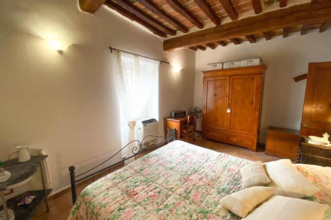 Apartment for sale in Via Del Poggiarello, Montescudaio, Pisa, Tuscany, Italy