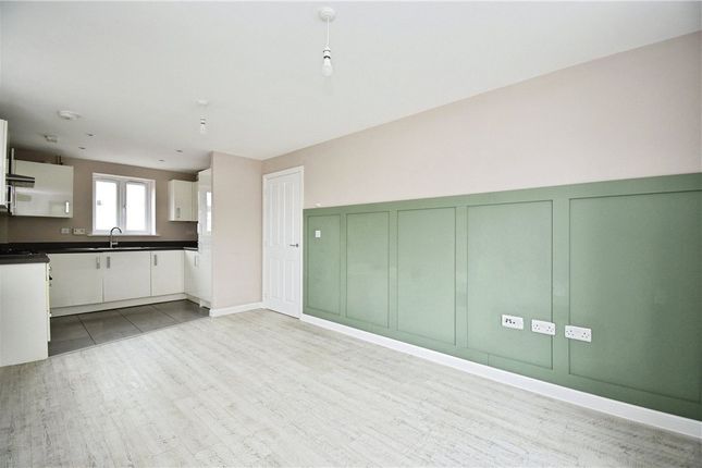 2, Abbotswood Common Road, Hampshire photo 4
