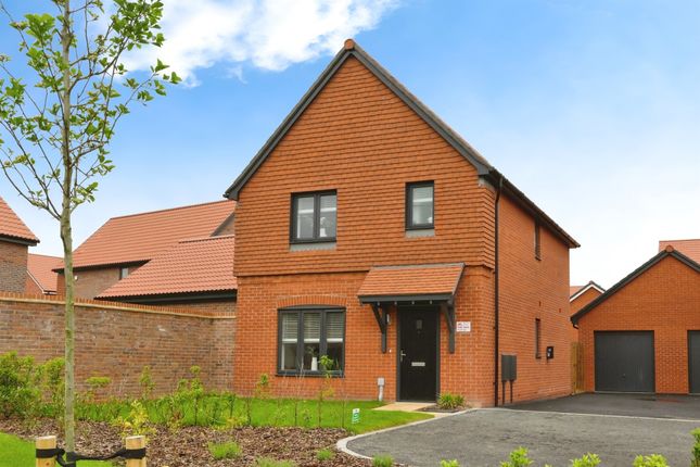 Thumbnail Detached house for sale in The Holly, Green Park Gardens, Goffs Oak, Waltham Cross