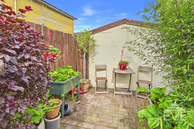 66, Andrew Drive, West Dunbartonshire photo 3