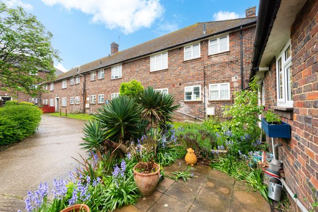 End terrace house for sale in Hodsoll Court, Orpington