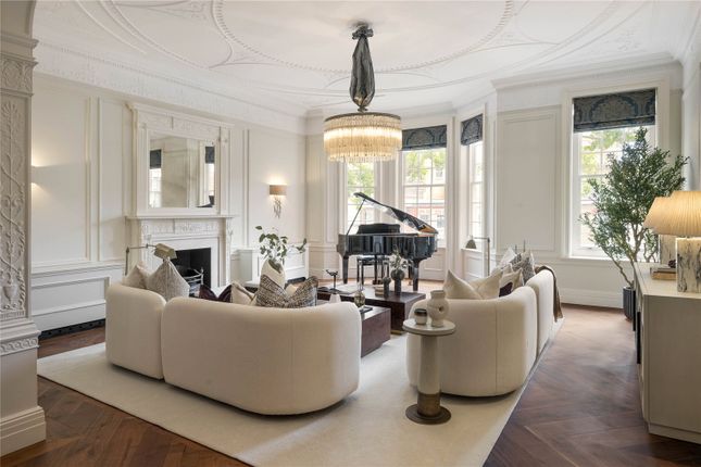6, Lygon Place, London photo 2