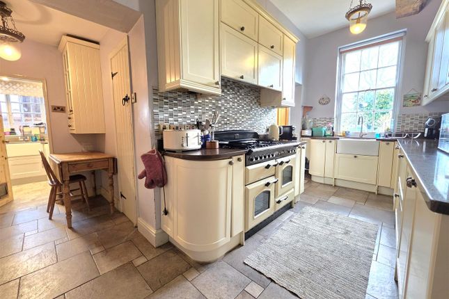 90, Hucclecote Road, Hucclecote photo 4