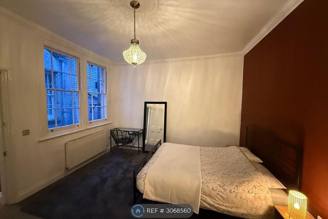 Flat B, St Nicholas St, Bristol photo 5