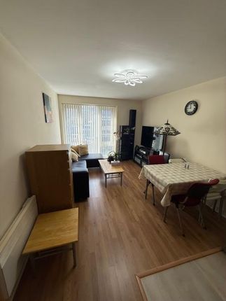1-bed flat on 41 West Two 20, Suffolk Street, Birmingham, £150,000