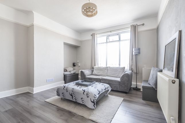 146a, Westmount Road, London photo 4