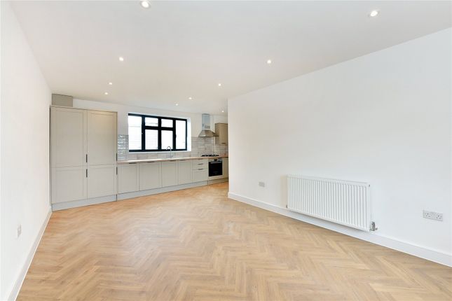 Flat 7, 67B, Plumstead High Street, London photo 3