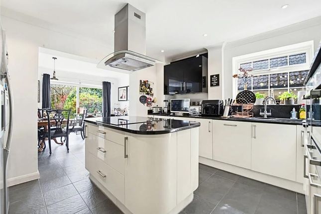 459B, Woodham Lane, Addlestone photo 3