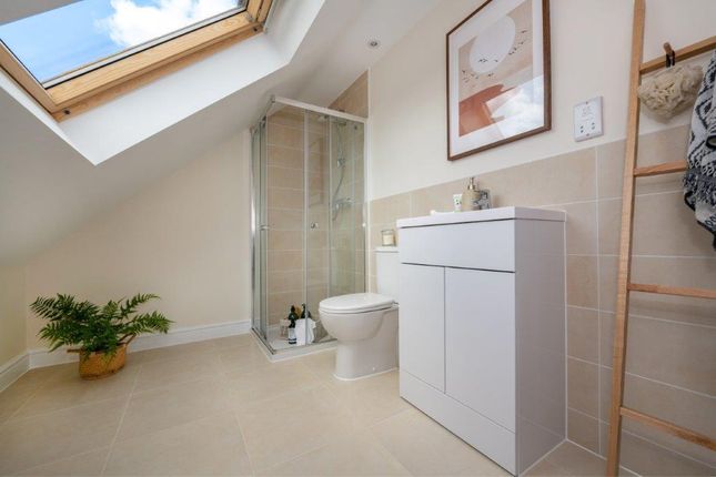 Town house for sale in Eastgate, Bourne