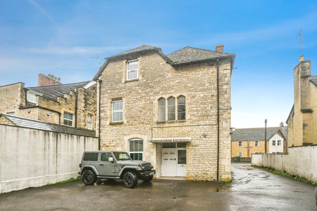 Flat 4,, 6 Victoria Road, Cirencester photo 2