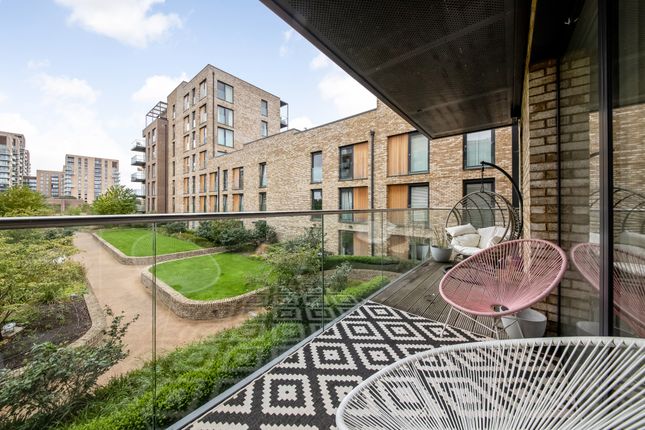 Thumbnail Flat for sale in Merlin Court, Handley Drive, Kidbrooke