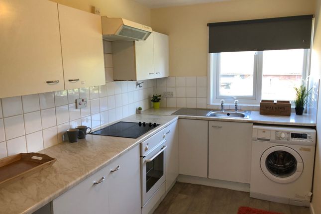 69, Burrows Court, Northampton photo 2