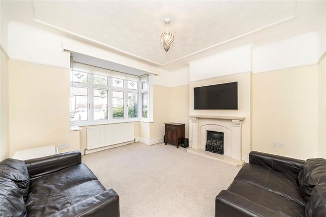 Ashwater Road, London photo 2