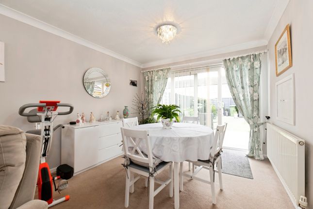 110, Wyndham Avenue, Surrey photo 4