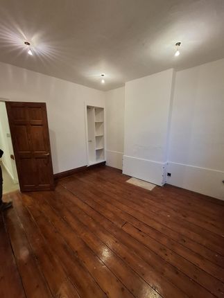 81, Francis Street, Leicester photo 4