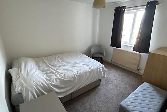 Flat 1, Gwendoline Mews, Wath upon Dearne photo 5