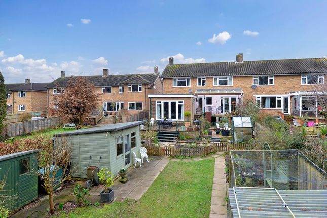 2 Pondfield Road, Horsham photo 4