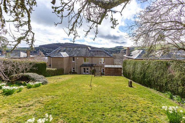 Balnacoul, Forebrae Park, Galashiels photo 3