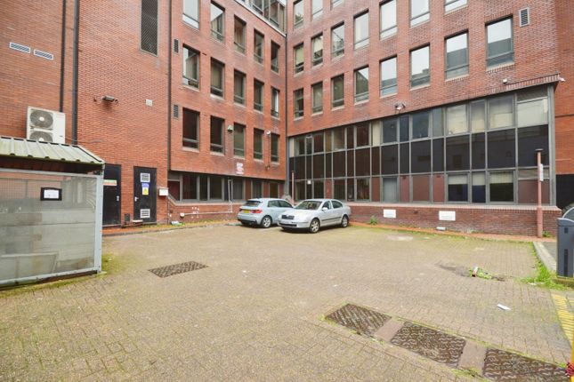 Flat for sale in 24 Clarendon Road, Watford