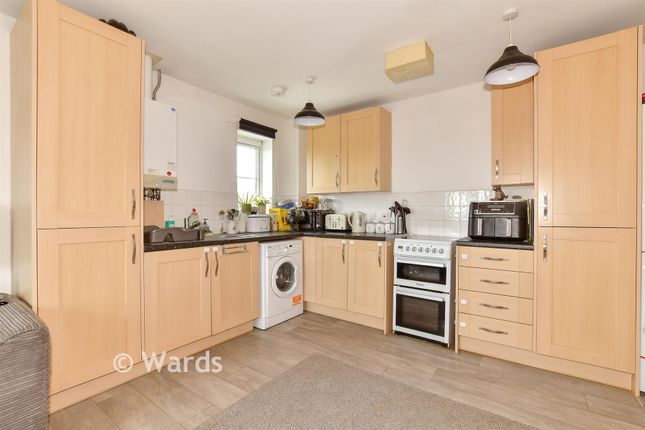 2-bed flat on 10, Ryder Court, Herne Bay, £56,000
