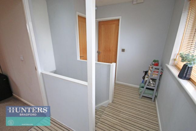 Detached house to rent in Dorian Close Greengates, Bradford, West Yorkshire