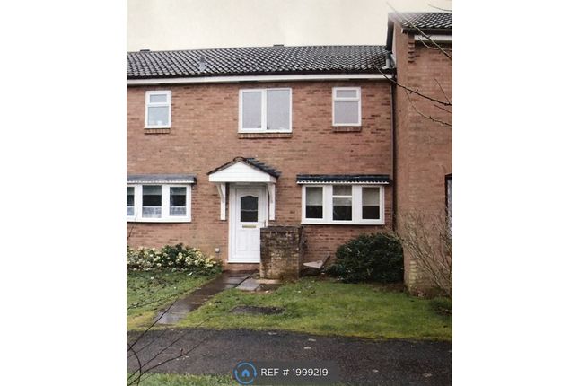 Thumbnail Terraced house to rent in Winchelsea Close, Banbury