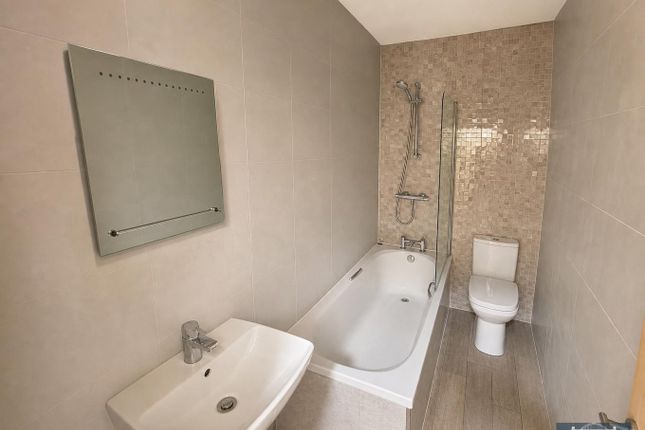 Belle Grove Terrace, Newcastle upon Tyne photo 3