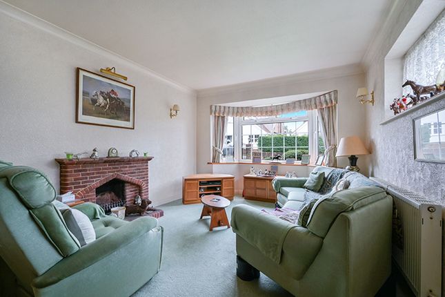 8 Mount Pleasant, Epsom photo 2